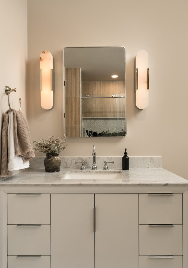 Ensuite kids bathroom in Santa Ynez home